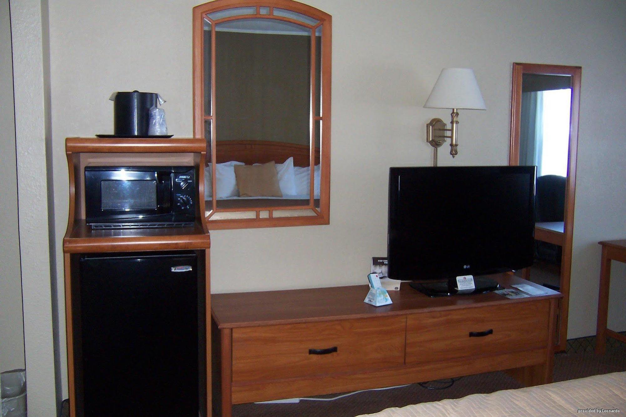 Norwood Inn & Suites Mankato North Mankato Eksteriør billede