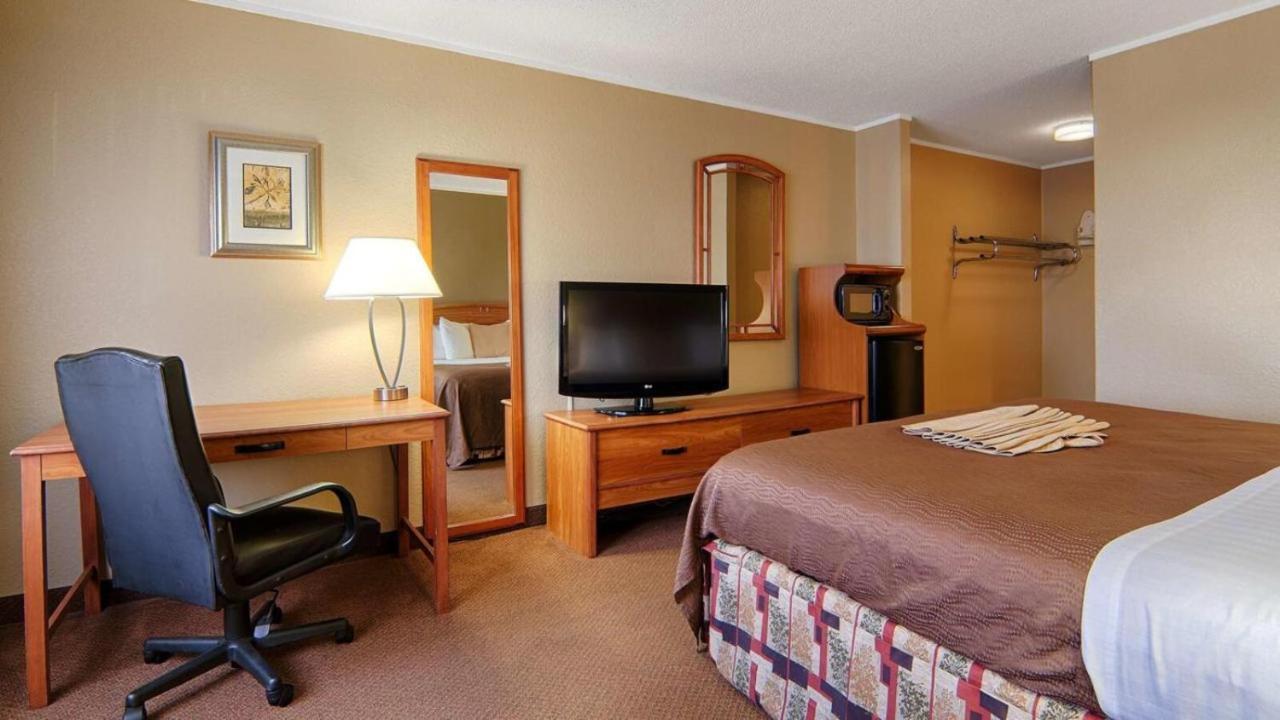 Norwood Inn & Suites Mankato North Mankato Eksteriør billede