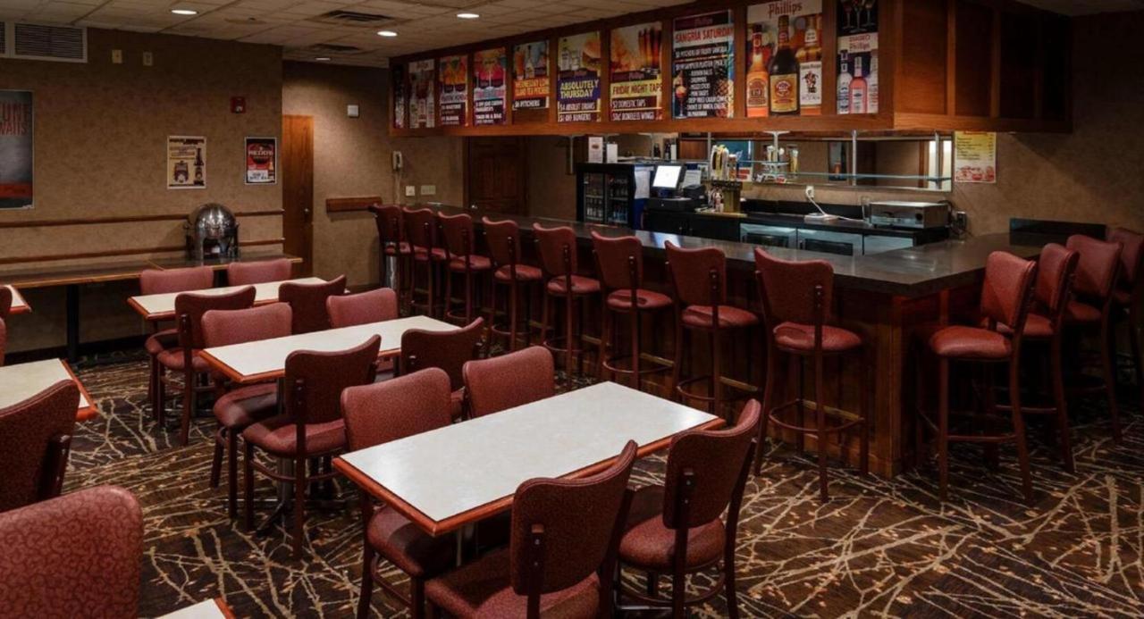 Norwood Inn & Suites Mankato North Mankato Eksteriør billede